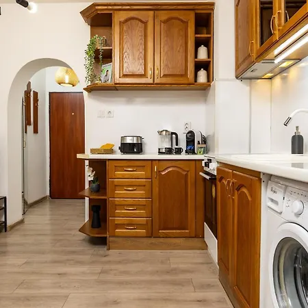 Asparuh 1br In The Great Center * Plovdiv