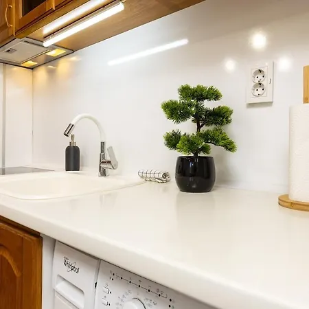Asparuh 1br In The Great Center * Plovdiv